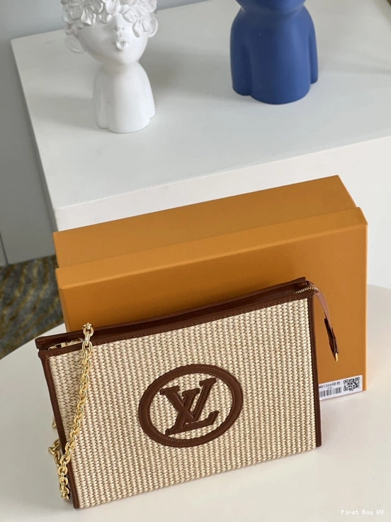 First bag ru VUITTON POUCH LOUIS CHAIN ON TOILETRY 0728